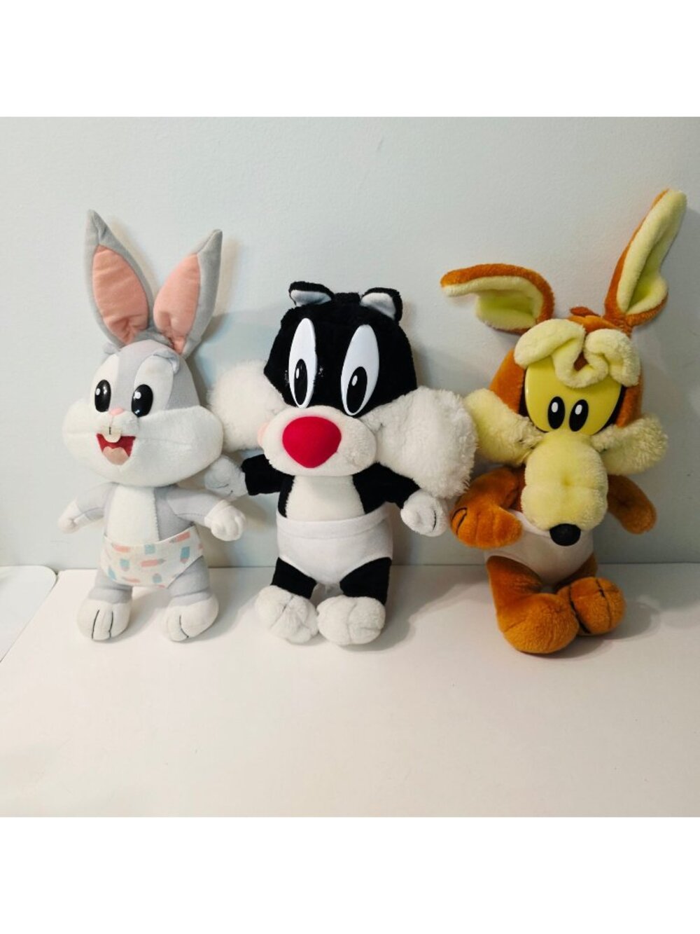 3 Vtg Looney Tunes Wild E Coyote Bugs Bunny Sylvester Cat Babies Baby Plush Toys